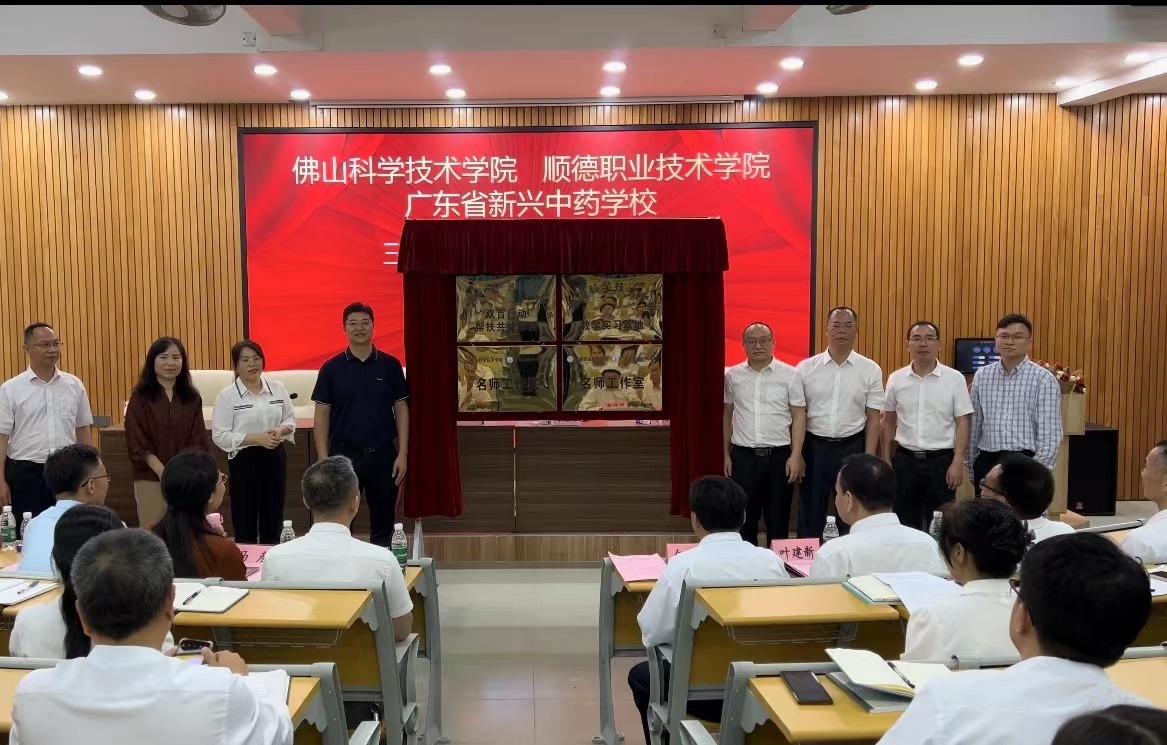 28DA7C81F1EC8F818A0DD6C8AD7_8E4C1585_741EF