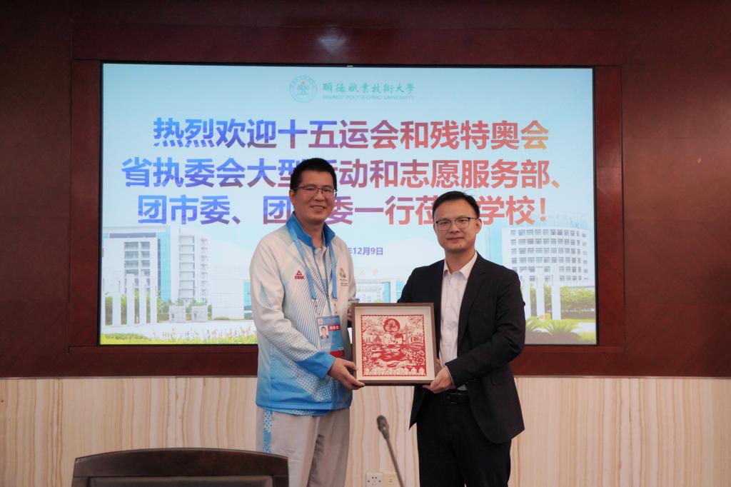 7DB74F48C26F9D5AED8C660B8B9_D9FED174_12867