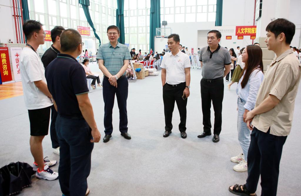 855FA58B0335D8FD5BC503436F3_F0F540FD_1658B