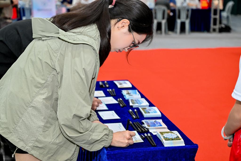 5922A30F9CC4F31EC58843271CE_8E8A6A35_15467 5922A30F9CC4F31EC58843271CE_8E8A6A35_15467