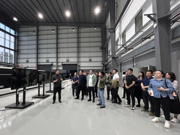 3C12E845428E4E97FF97F2B9FE3_19A9F58C_56E27