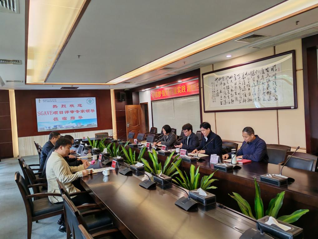 F1B69BAB2D0259412A9D2FAF512_A86DE4F3_EDBBD