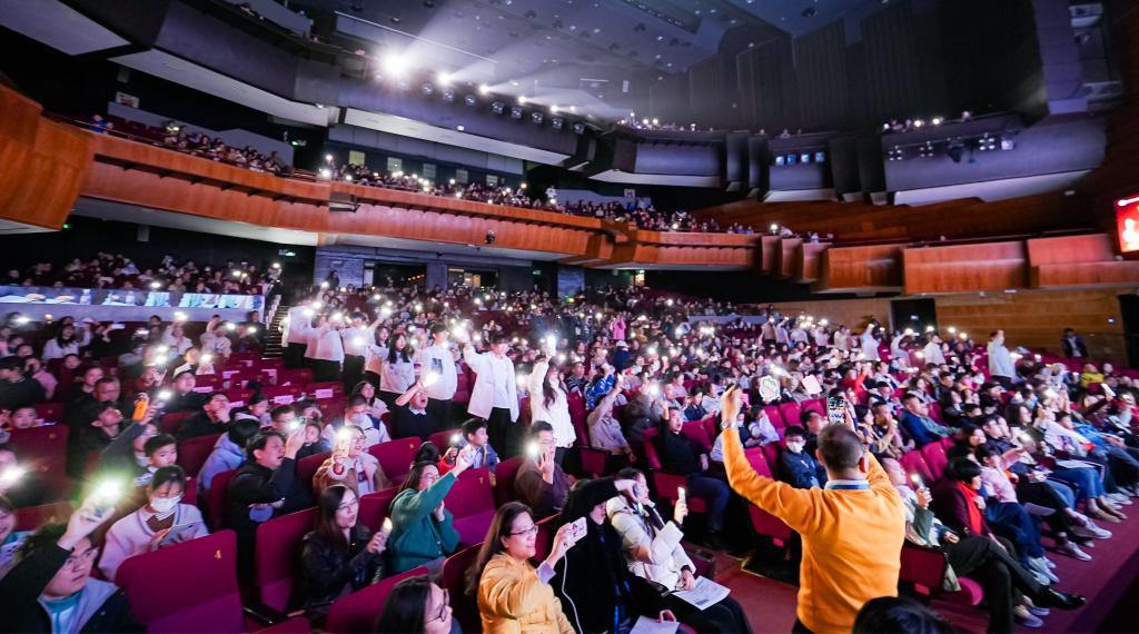 ADE64F1DE4A0C43AD9E1BC948EB_F6B37E5C_1BCBC