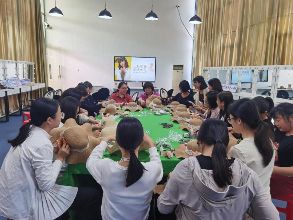 E7269D3BAFD37D125A58498EA47_CB20F7E6_1A3BD