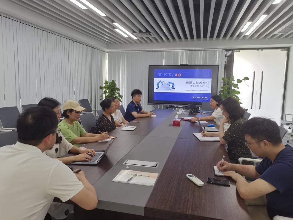 446AD1FCD5EC9C24AA6919033C2_013C5FE7_180D7