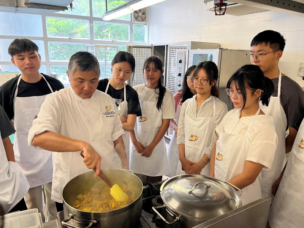 F2BB4E01099A0259BAE8F0DA0E8_0DB11B44_1E05F