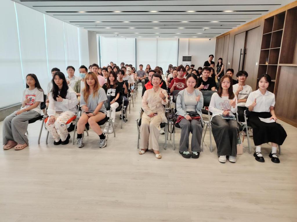 2F09CB0461BF72528ADFF61E940_BBF57BE0_188CE