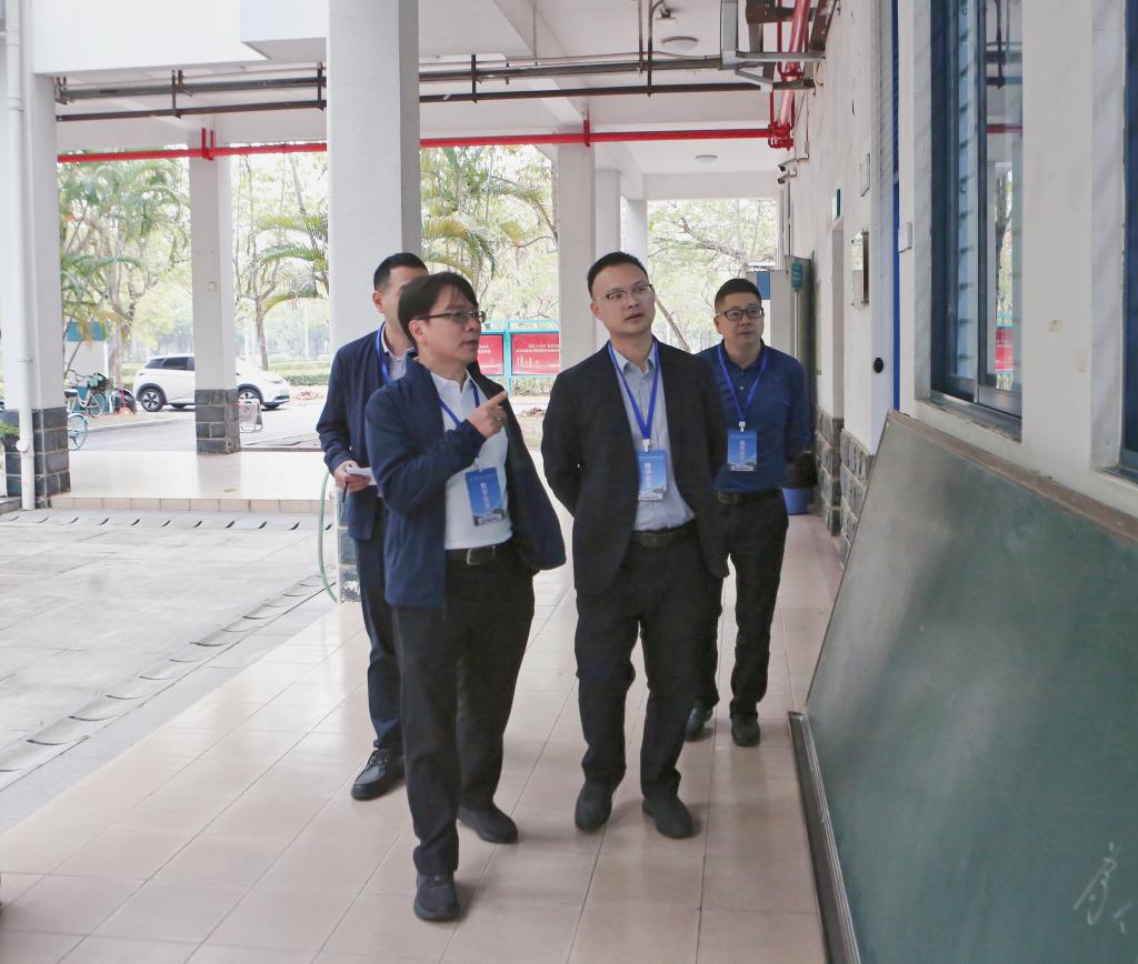 2CA19AD7370A3B56E6C887520A2_03FFA8CA_194ED