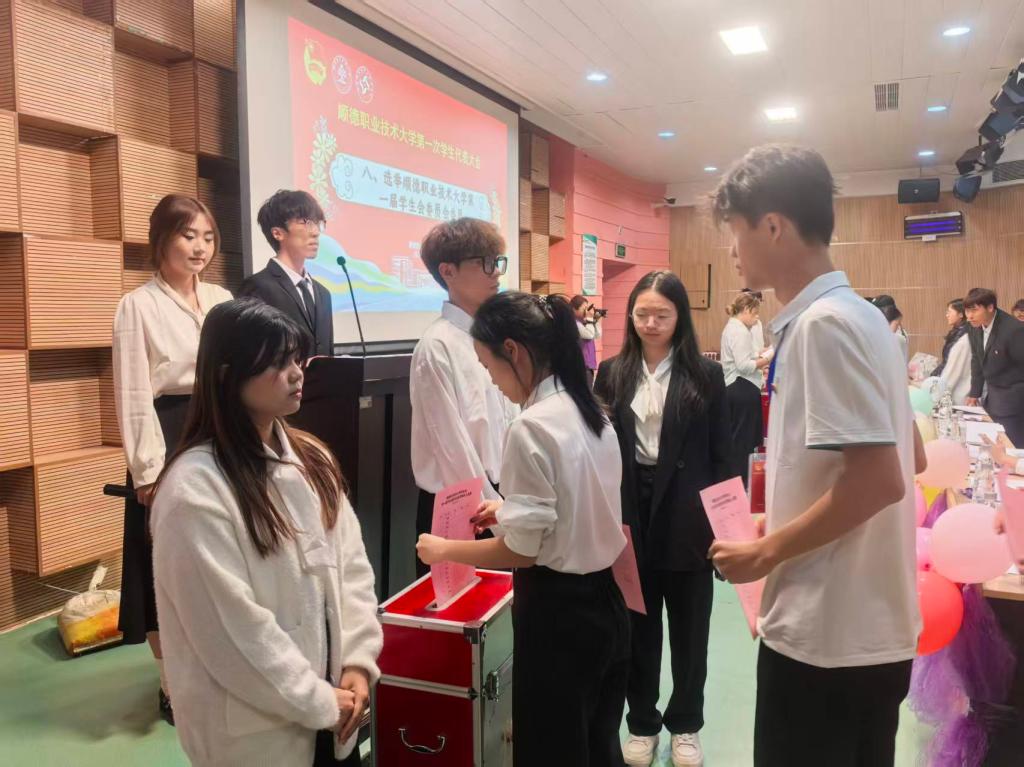 33C8D92245839D8D54017807753_0B0D5AF0_193E0