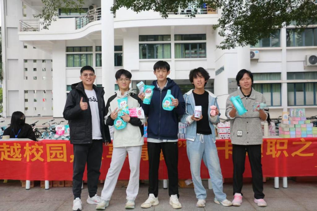 D9183A1D4A800F6D35403BF22C8_11327E6B_19338