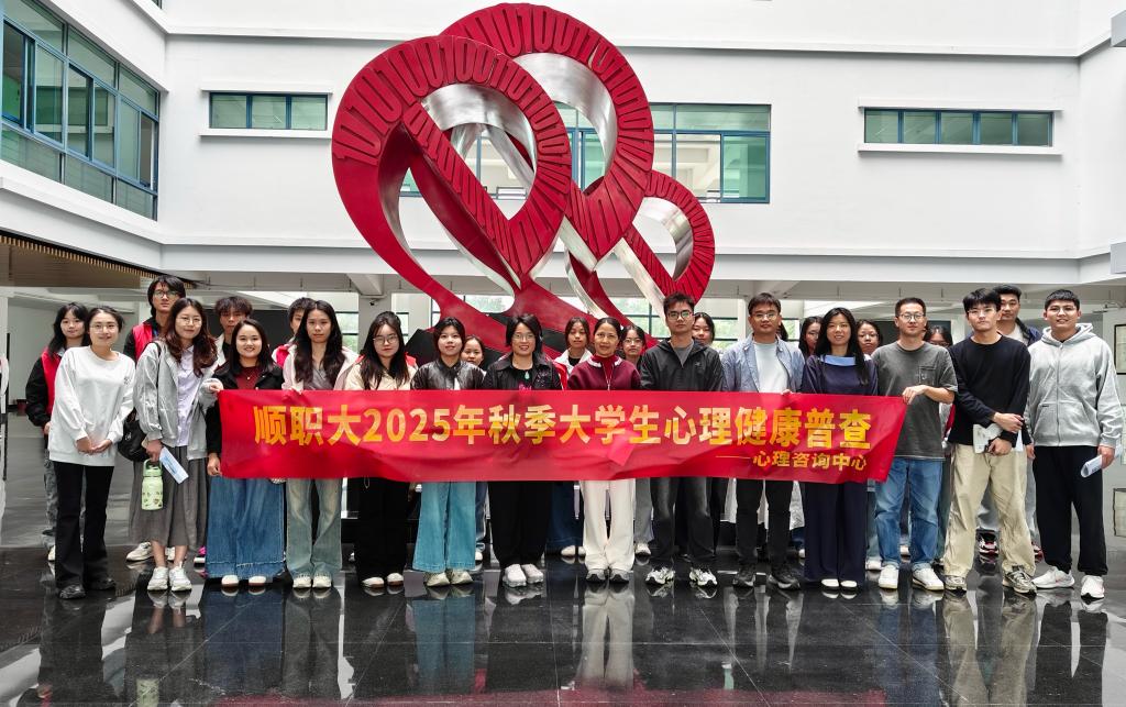 6DAFB5334F7AB5EBB322F52F429_ECA7FDE7_1FBC1