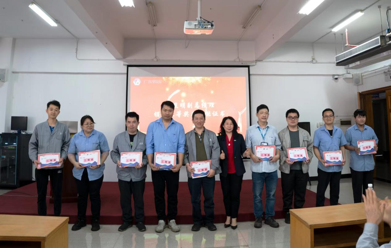 A3D677AB7FCB5C8B29650BBB964_977DA5D4_D060E