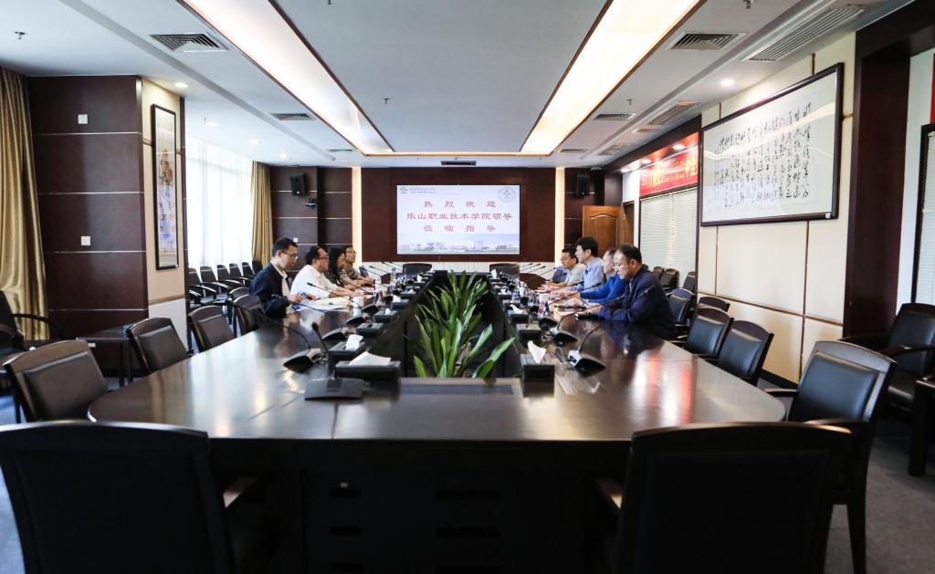 B37D6EC7B342C6BAB42C051070B_75B44713_14068