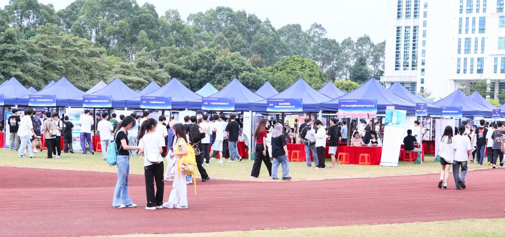 0376AA2668AF790FA7952347253_C216165D_1C58F