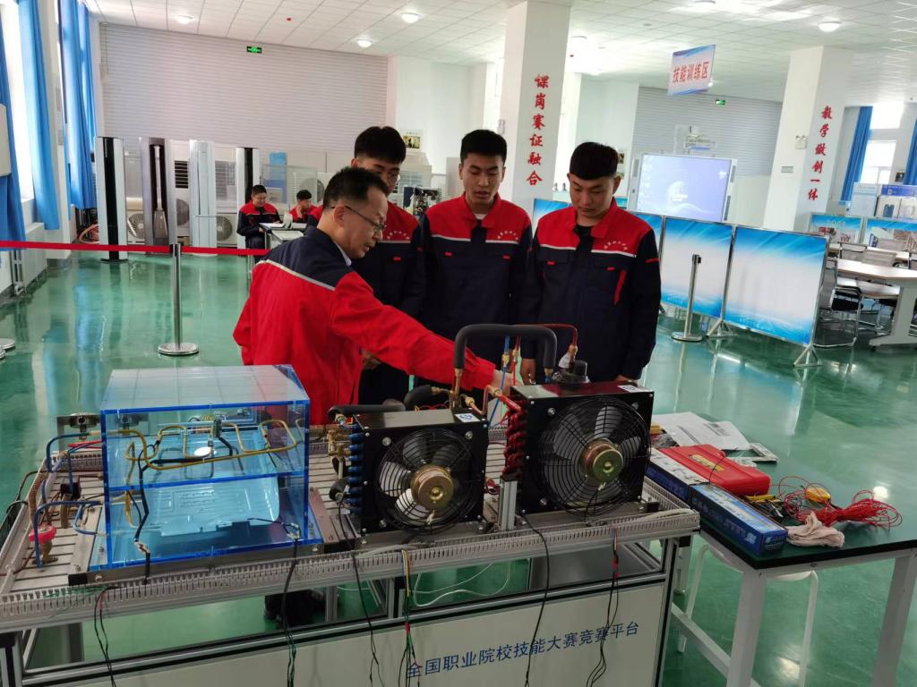 D7A6AAAE516B82C6CE8FA7B31E1_403D40E2_1E50F