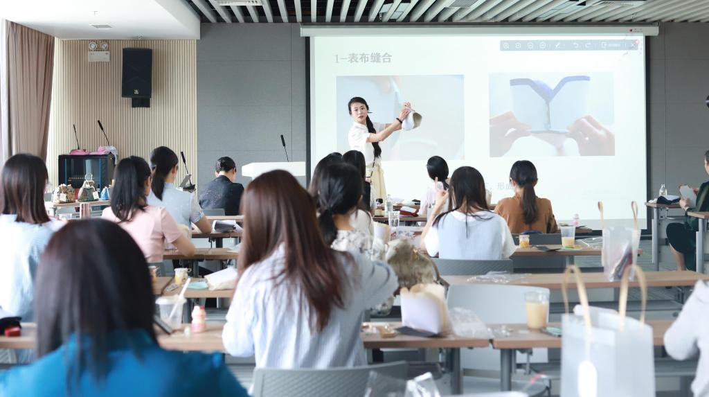 C40350DD6B90114804EFDCEFDDE_DA218AB1_127DD