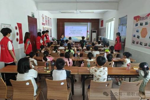 011A0E4141994575E9A0DE36EFD_DB8E1049_41036