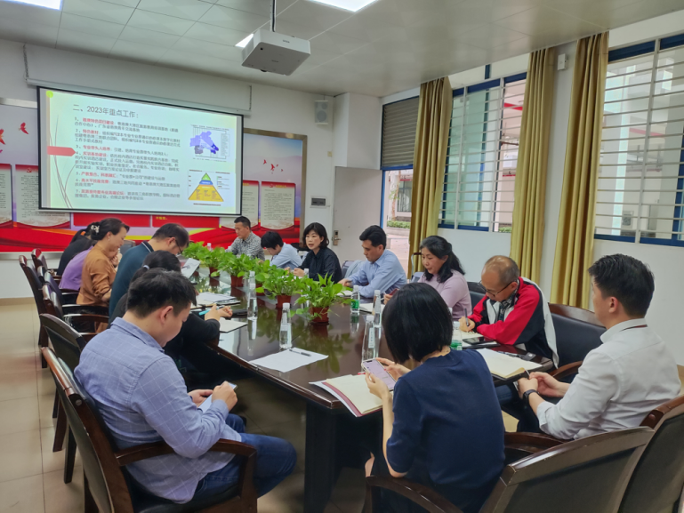 38FFC07F36F984E6BEDC77ADA7E_E13C82D5_94C13