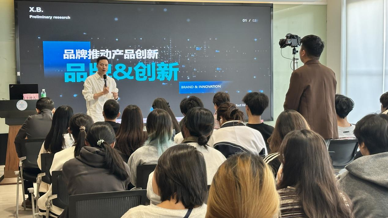 2F427789BC40D3E753EA9FC16F5_344BF792_EFD50