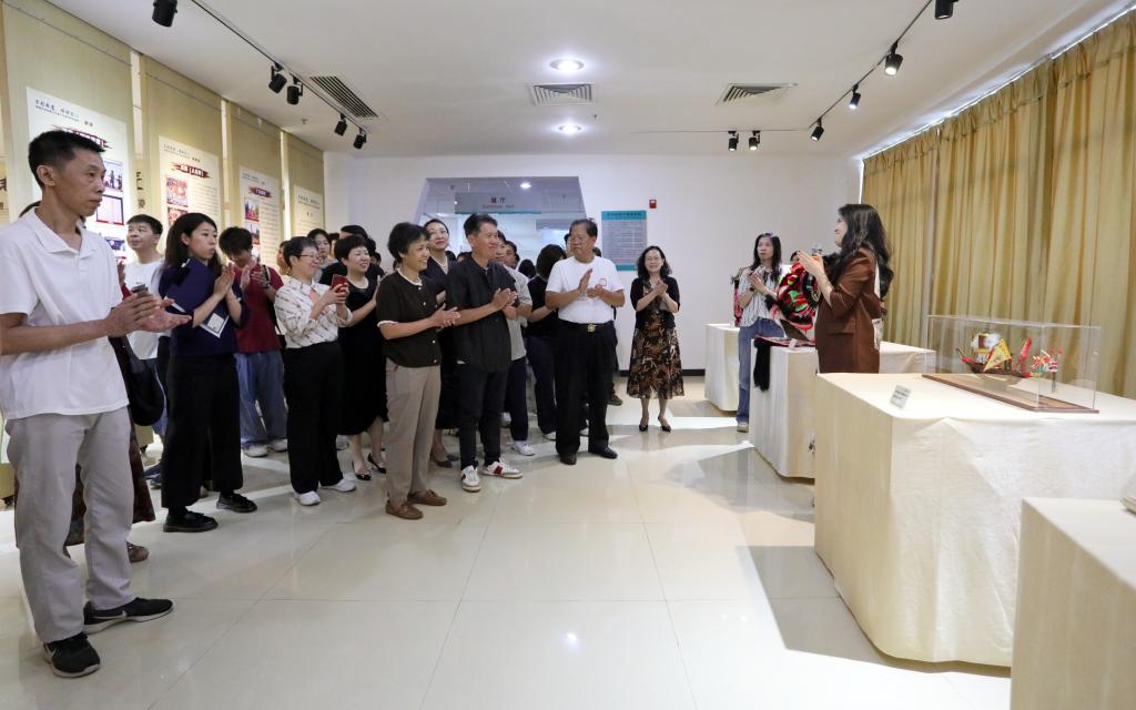 0C16F9E2C38DA621A0E3477DA09_8620FF4A_12C62