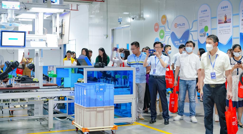 8700647A2739F467FE02057D06C_5CBD8227_19A93