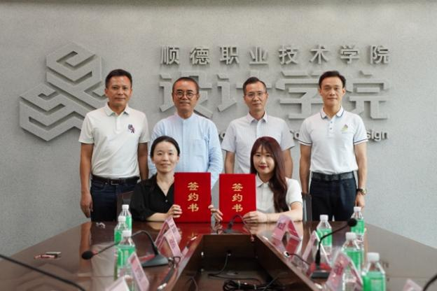 4B1D93996469423D5BA0A38E2BF_602324FD_4B30B