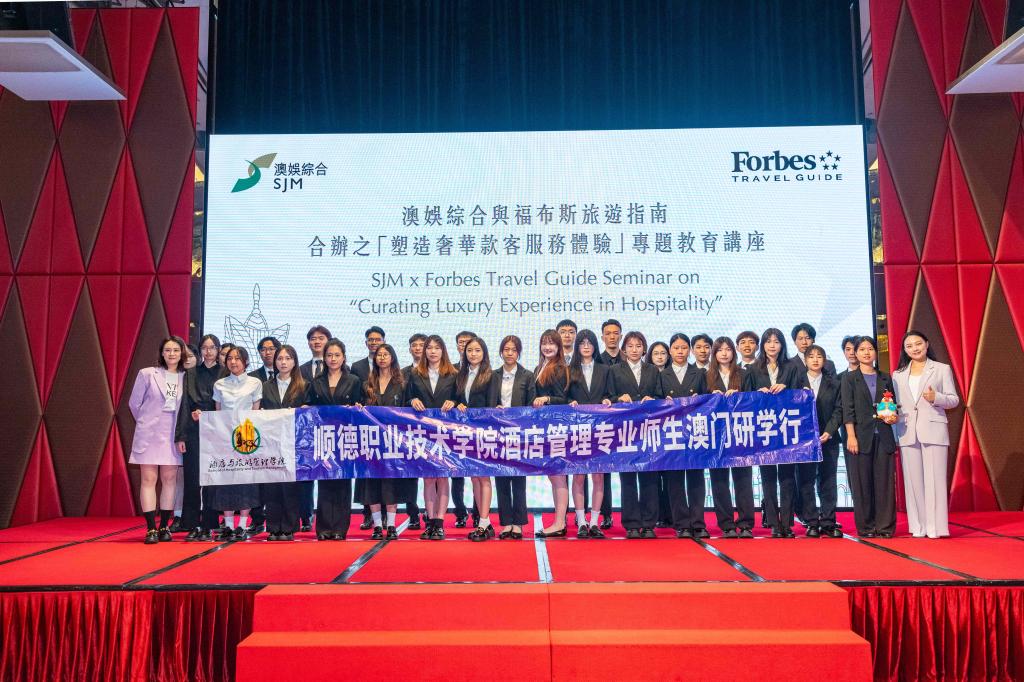 1C4D9E98B2C0B4B6BF999D766A2_EB963154_204E7 1C4D9E98B2C0B4B6BF999D766A2_EB963154_204E7