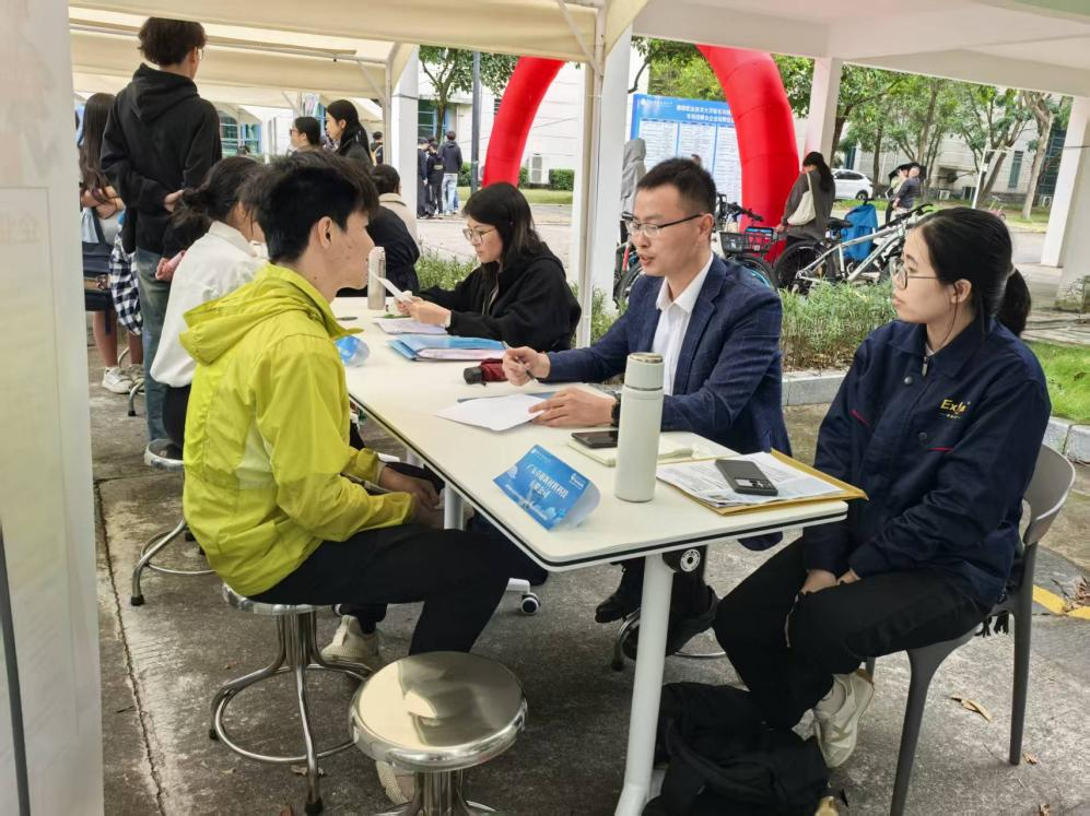 2846AA73414B4111C879FFFC946_F2E73CD7_F3C72