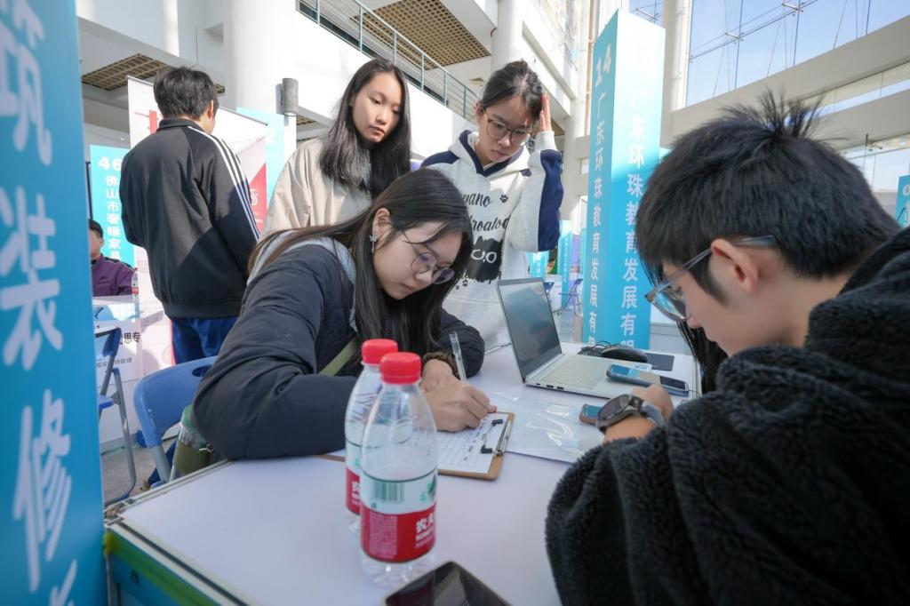 637CA63DDCE1A183E5EE2B16364_2E9F0A97_15E8E