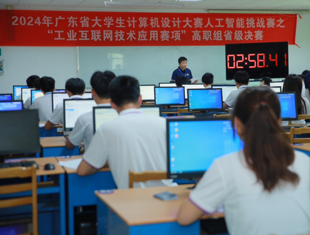 F57BBF6FED606D81140E6FA5ED2_C42A2055_DFBA5