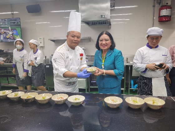 C7593FC8BB5B5B97EB5050B11D4_A03B14D3_5394C