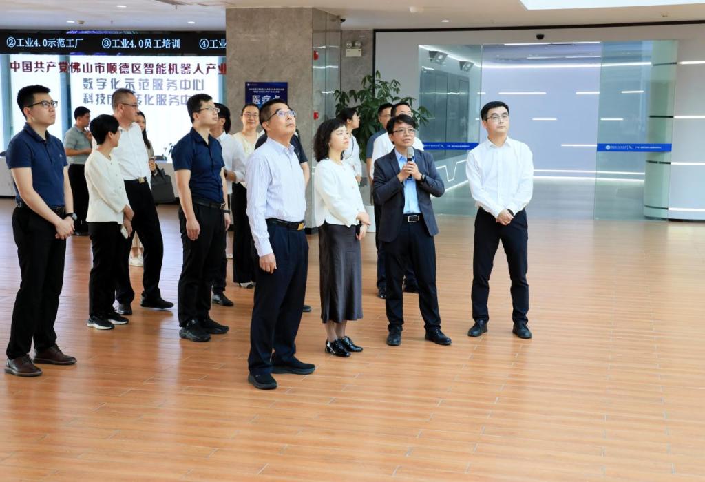 BF71B9293E5DB82F03E1989CCD6_97811265_1725F