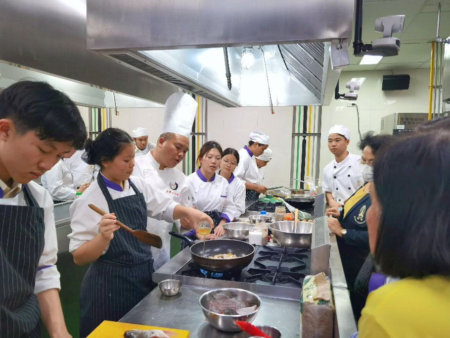 DA5154B5C18812D126F86BF6FBE_52C93E1B_CBDC6