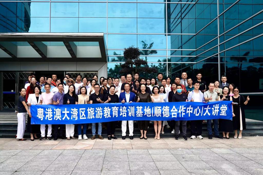 E8B80893FB8FEEFEA5F516BAC66_893ED948_23795