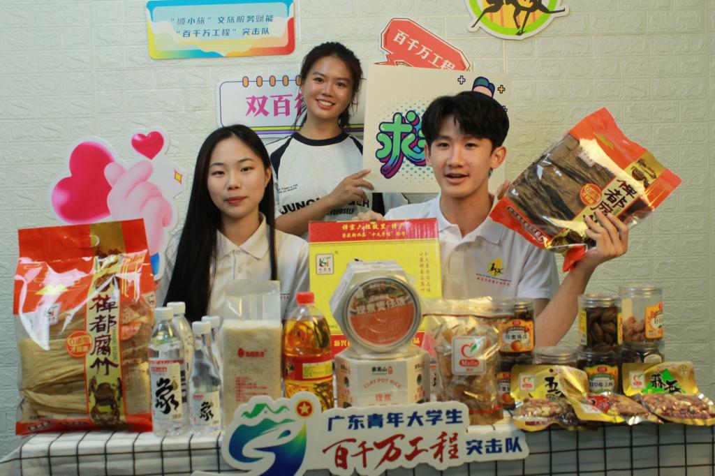 EF8224100F8A2CFA6B44D17F4C7_822C7FDB_1B8F0 EF8224100F8A2CFA6B44D17F4C7_822C7FDB_1B8F0