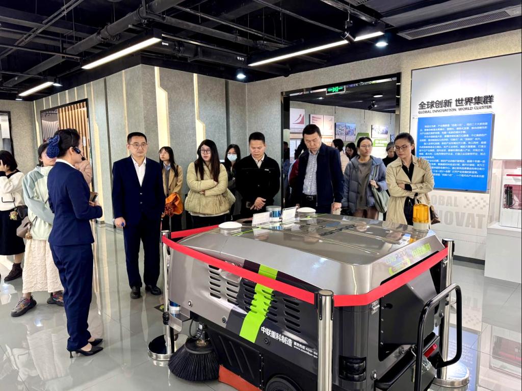 288B06EAAAD5532860DED1E93B1_BE95DB6F_22395