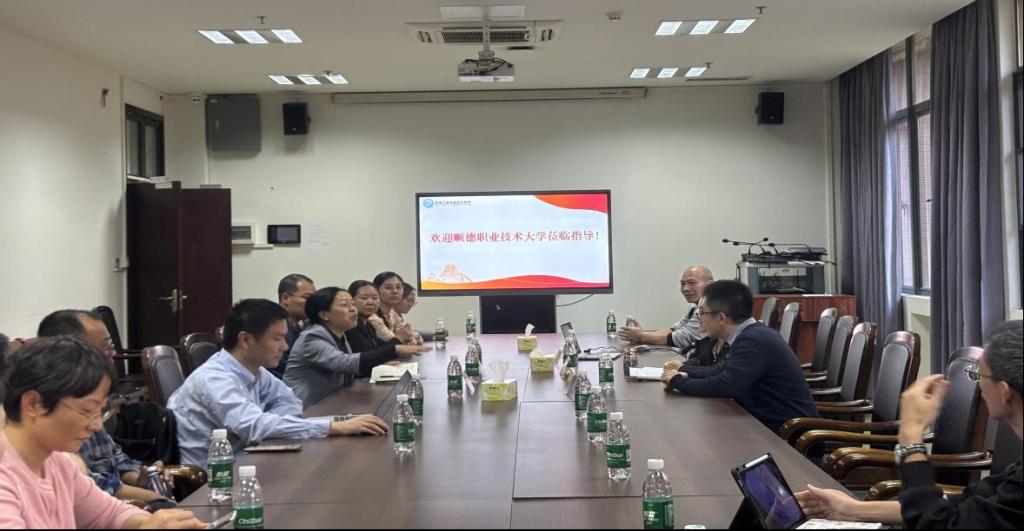 4261C33FDCC429A401D83E555FD_51F3A1DE_114C5