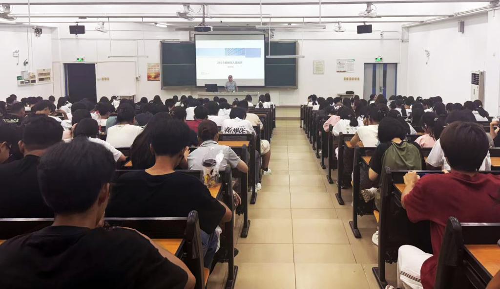 0C87CBFDD3A6172350D1BFF0DCA_117E1DF9_1305E