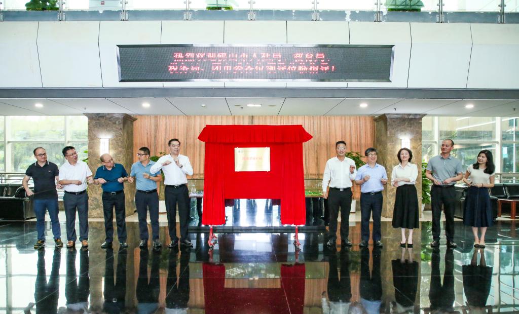 617AC6F0B1946B7219E2C74C40D_2F24DDA5_19DFE 617AC6F0B1946B7219E2C74C40D_2F24DDA5_19DFE