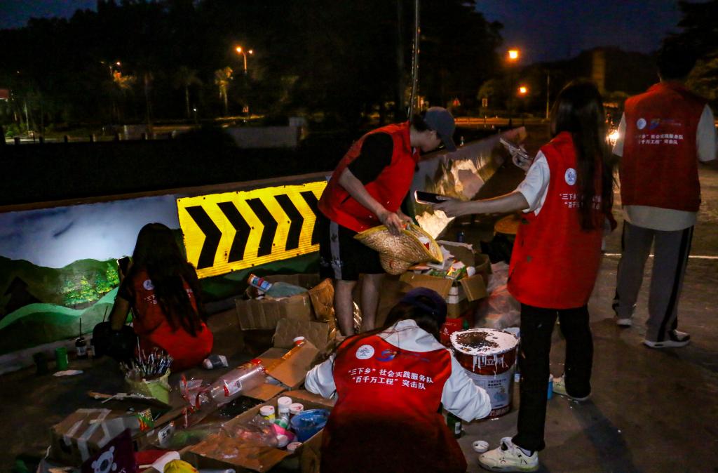 DA923DC476FA7A168067DF403D1_8545F39D_15C84 DA923DC476FA7A168067DF403D1_8545F39D_15C84