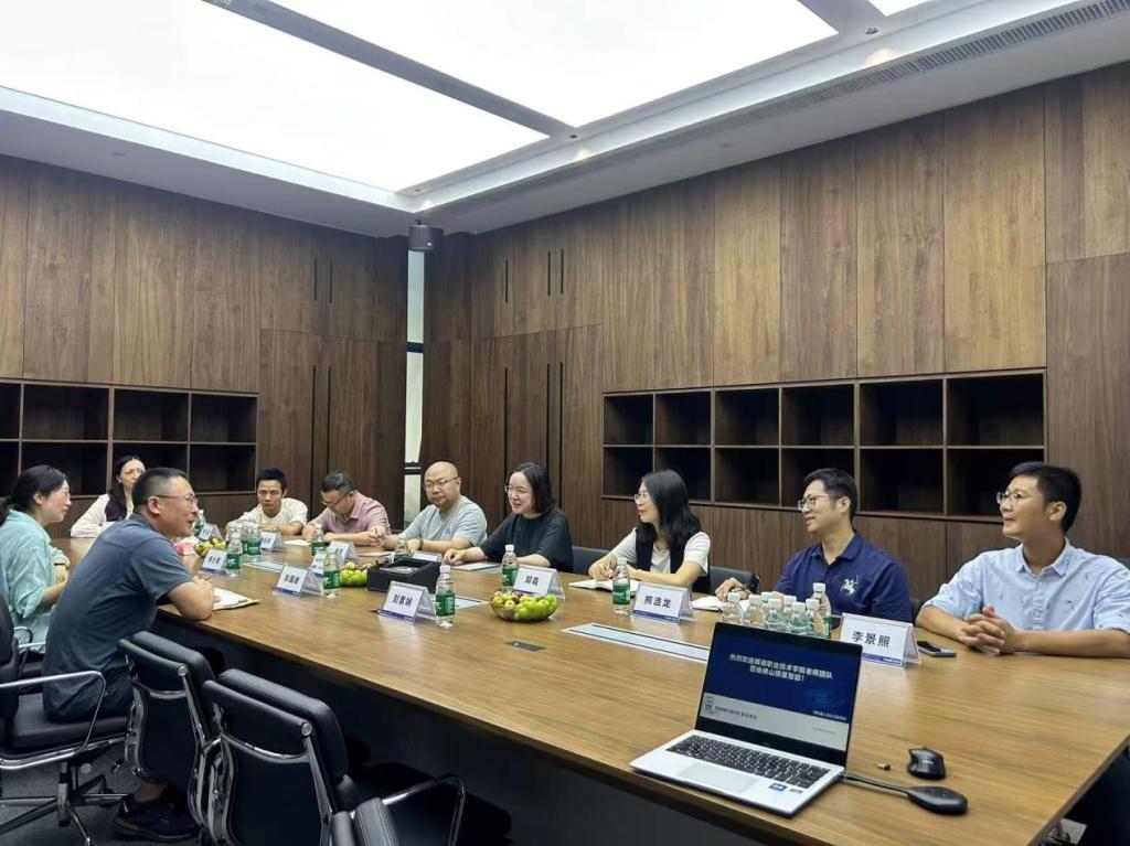 2F6F8BF34ED4658BDE4D703A1EC_0C378393_19A58