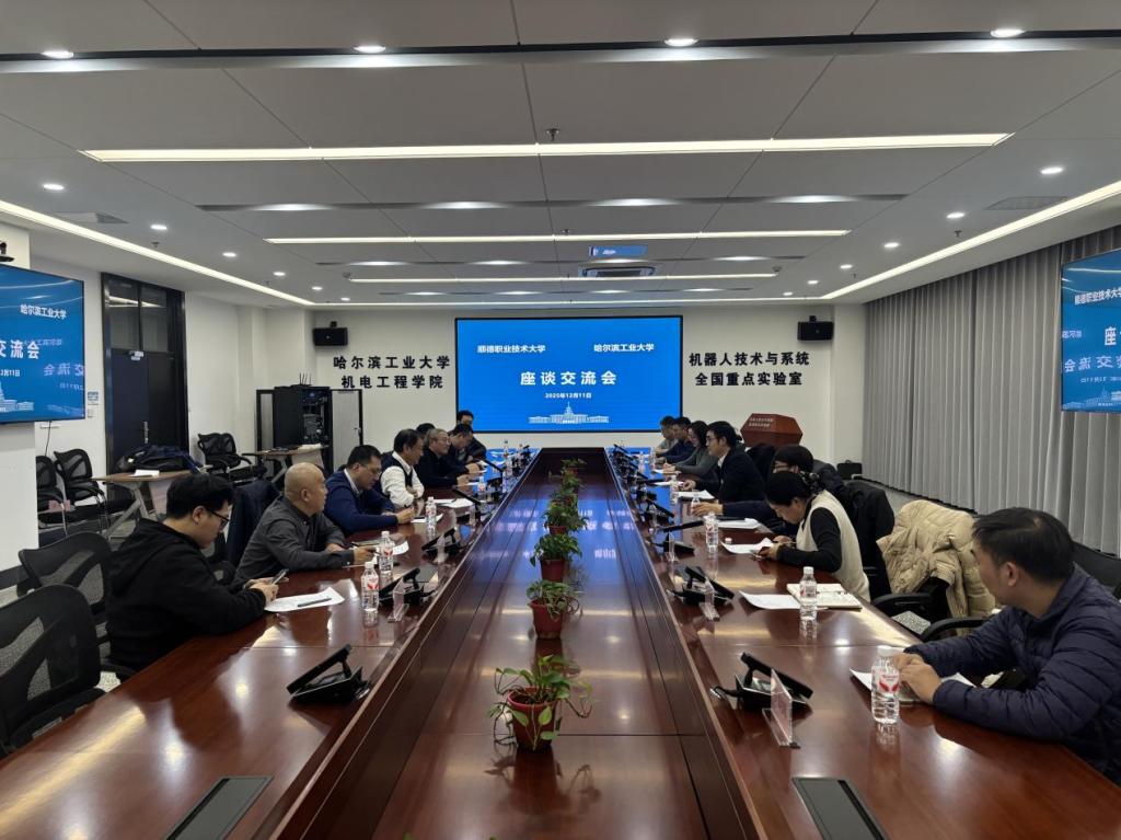 F2502C9C8B2B15754913A4E0869_8511E46F_1A34F