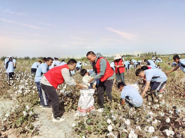 BB49A02F8A3185A04272A90441F_A1110385_FADF