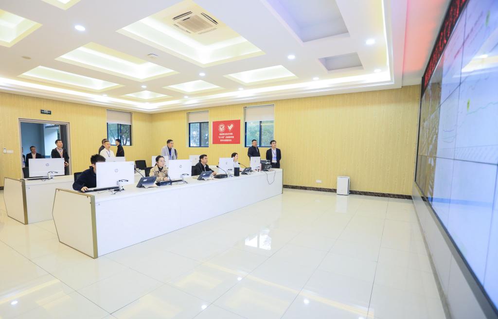 42DD3C3A99EC0070ECCDF8D6DD8_DEC71C04_E461