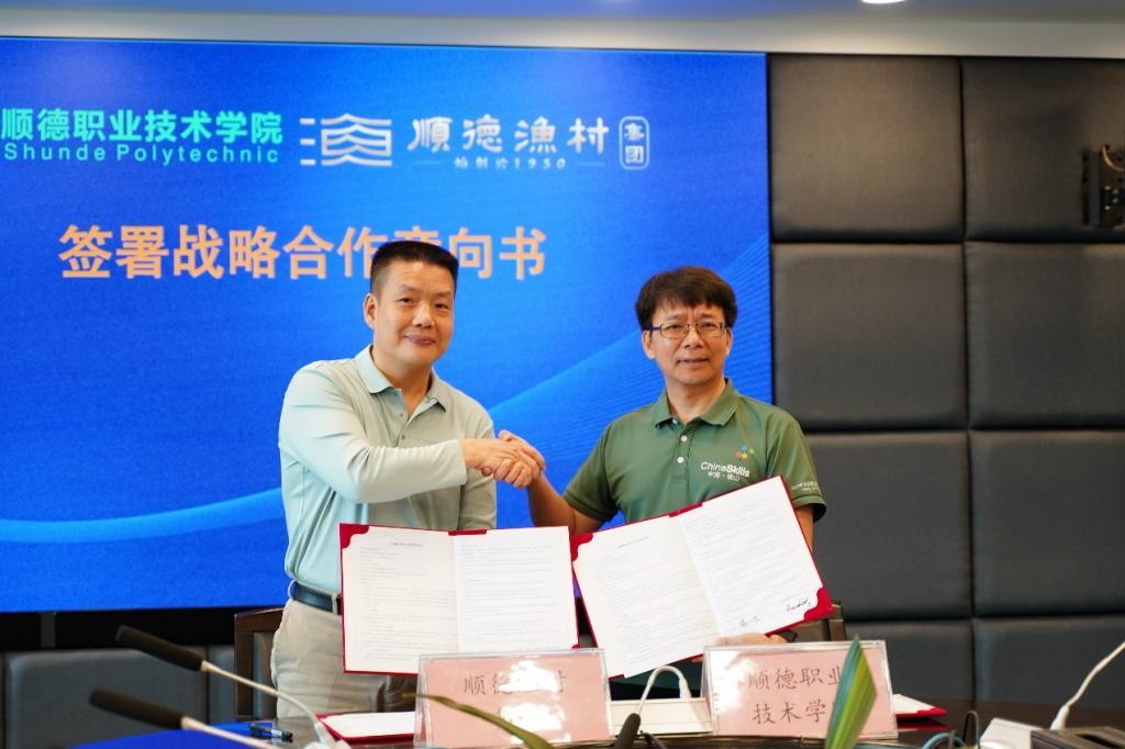 7728E2F2BA85D697140CE36F797_481D70B4_133C1 7728E2F2BA85D697140CE36F797_481D70B4_133C1