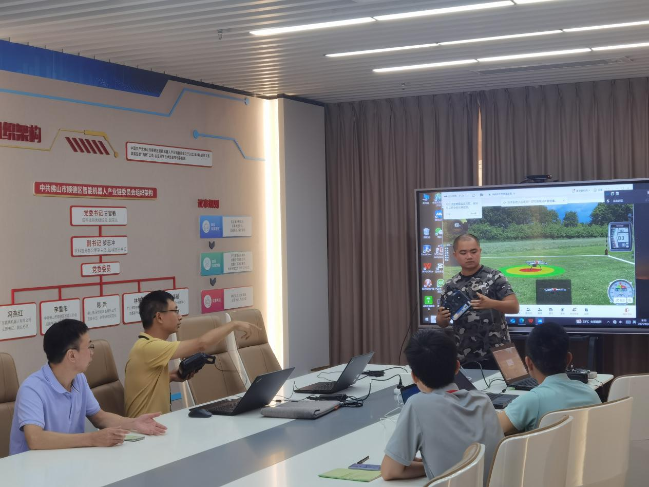 110EE986DFD93ACA75029000CC7_111A404E_F1ADC