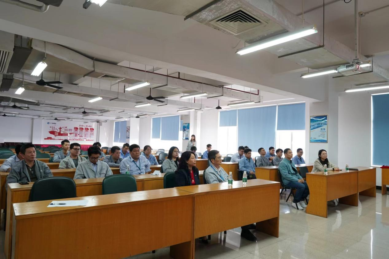 DA95F2CC40396299B6BDB5D2689_A062BF35_DD94A