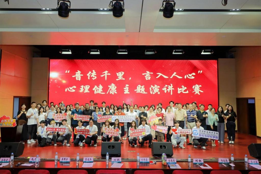 2AF8547BBFBDA8FC81FDCEA531D_9EA9AF85_199F6