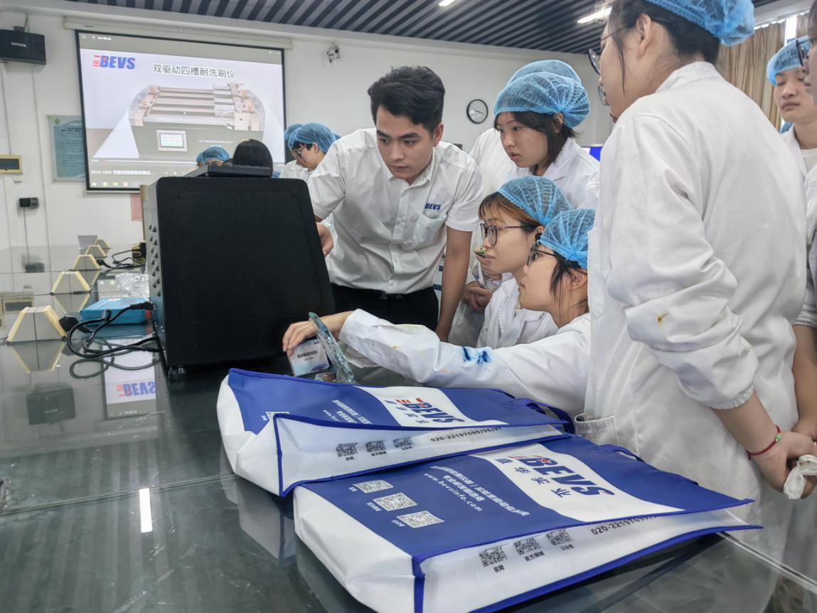 4E7D36B5DFFE930FD0A7CF1C7DA_057A7698_F91F9