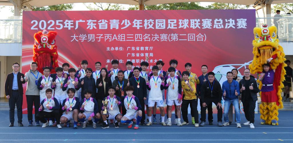 40FB444206934D61E94E59CCC67_0A192F6C_19F28 40FB444206934D61E94E59CCC67_0A192F6C_19F28